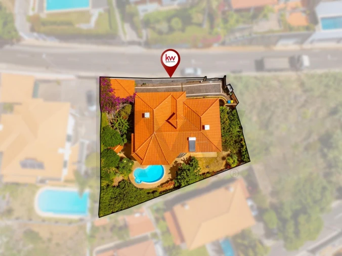 Moradia T3 para Venda em Caniço Foto 54