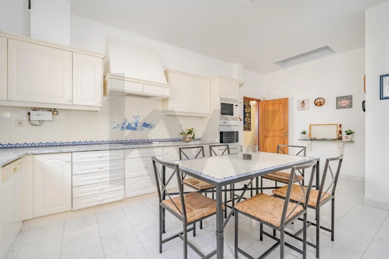 Moradia T3 para Venda em Caniço Foto 21