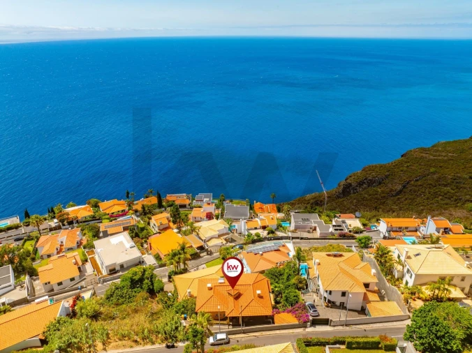 Moradia T3 para Venda em Caniço Foto 58