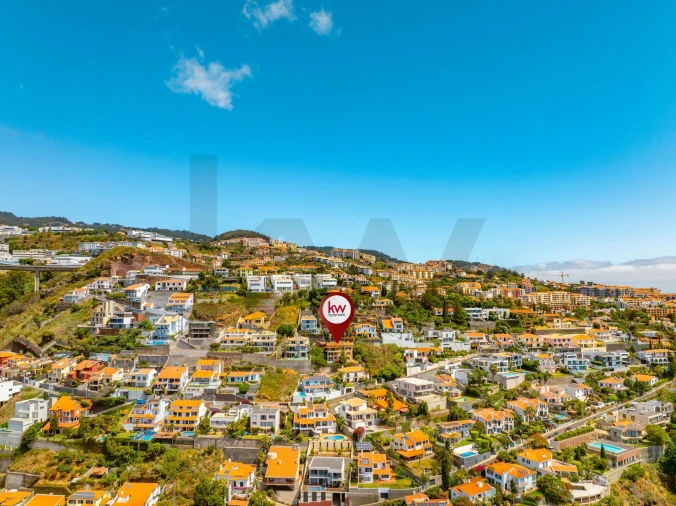 Moradia T3 para Venda em Caniço Foto 5