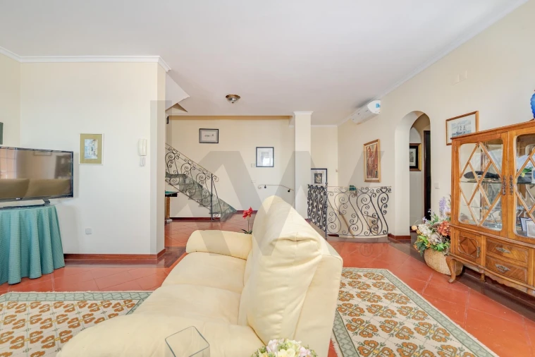 Moradia T3 para Venda em Caniço Foto 34