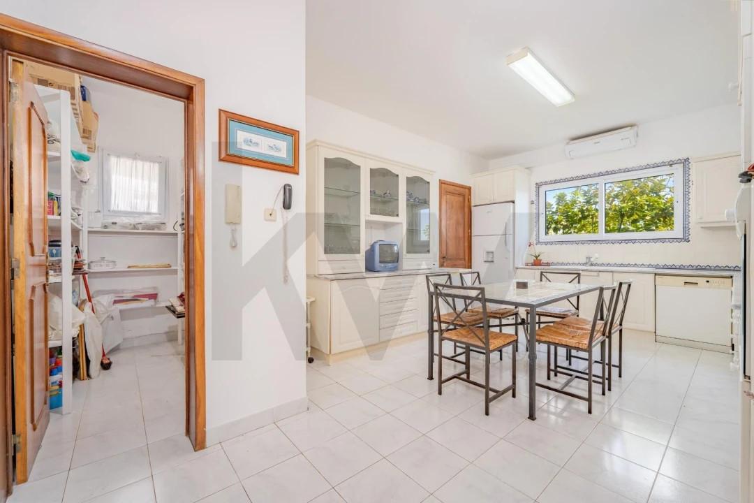 Moradia T3 para Venda em Caniço Foto 24