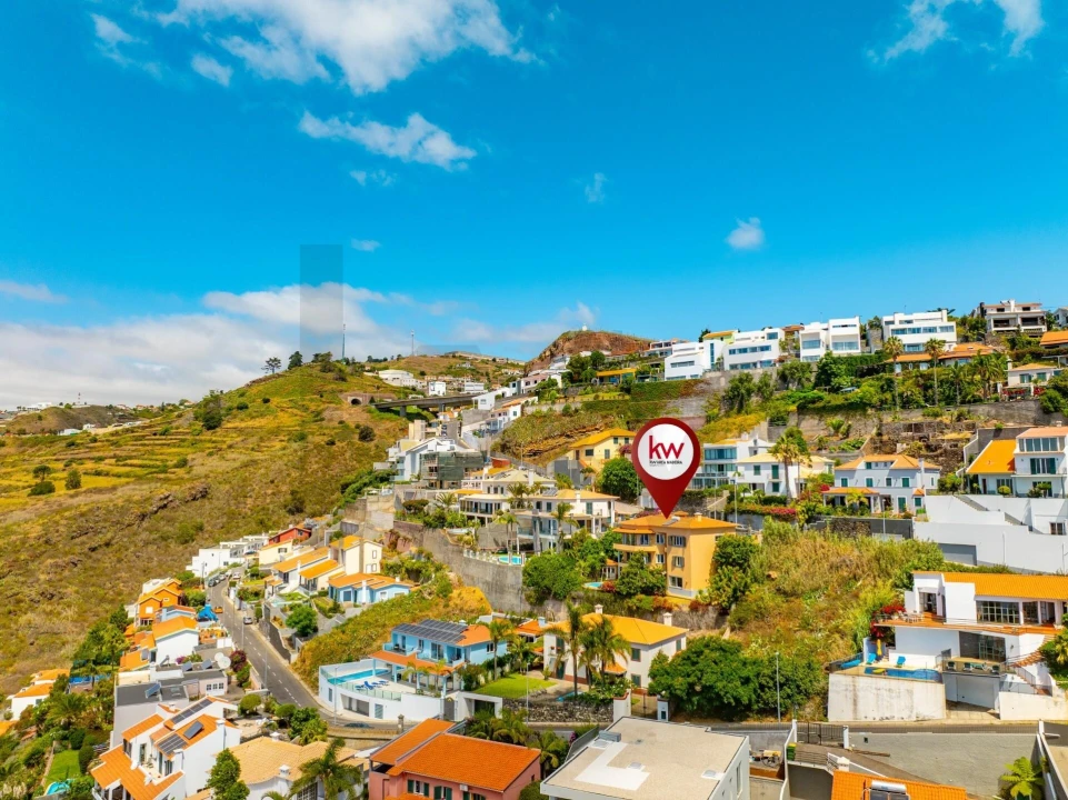 Moradia T3 para Venda em Caniço Foto 67