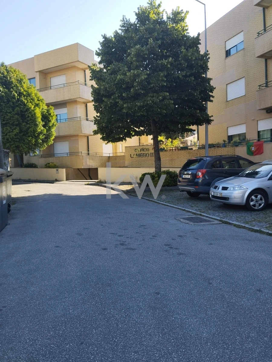 Negócio para Venda em Rio Tinto Foto 1