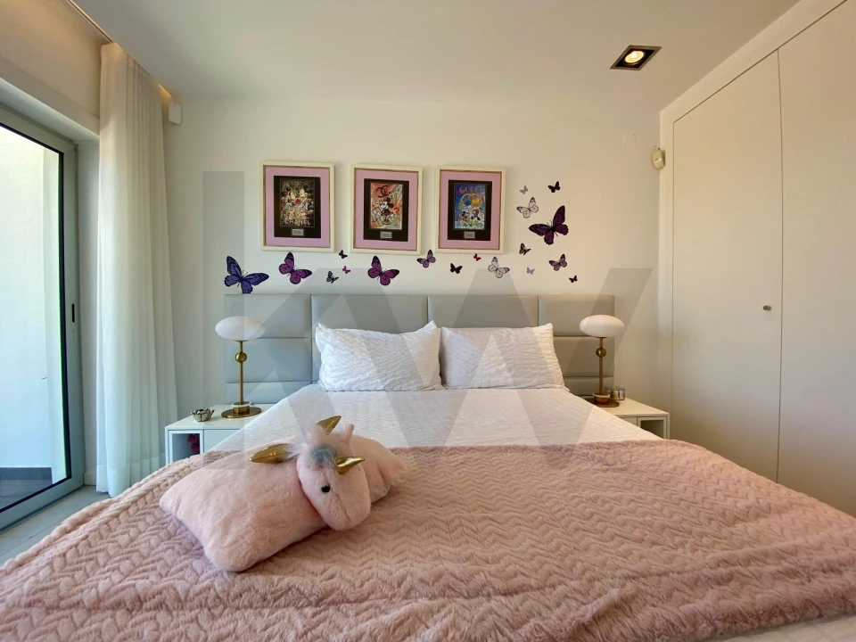 Moradia T4 para Venda em Nazare Foto 16