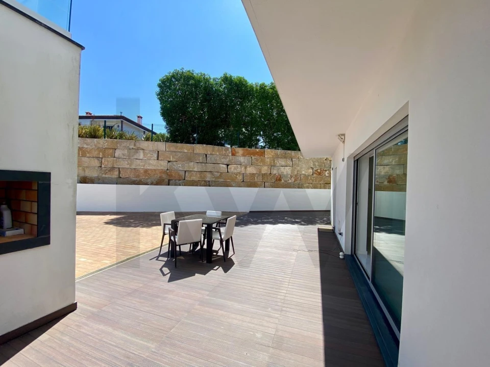 Moradia T4 para Venda em Nazare Foto 41