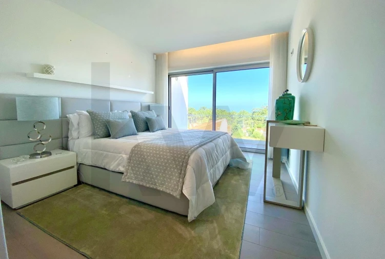 Moradia T4 para Venda em Nazare Foto 12