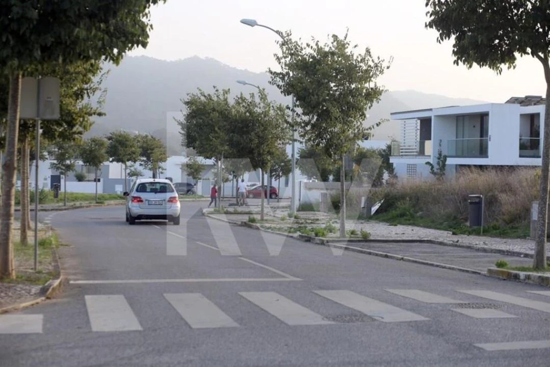 Terreno para Venda em São João das Lampas e Terrugem Foto 16