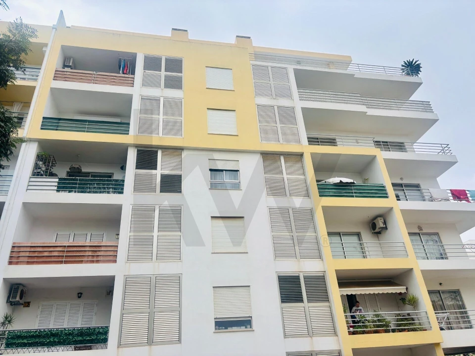 Apartamento T3 para Arrendamento em Portimão Foto 1