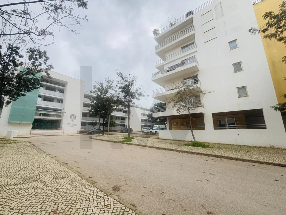 Apartamento T3 para Arrendamento em Portimão Foto 32