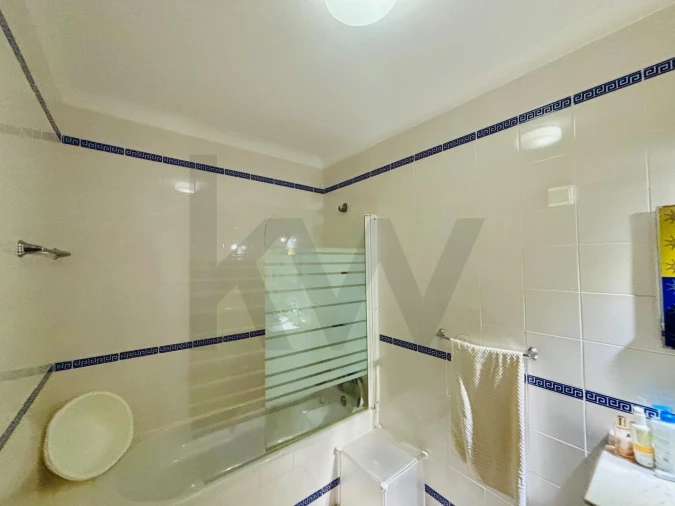 Apartamento T3 para Arrendamento em Portimão Foto 26