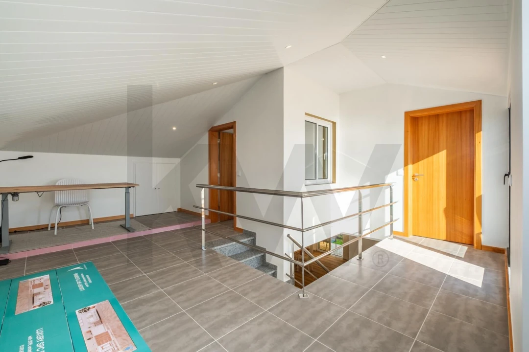 Moradia T3 para Venda em Paul do Mar Foto 21