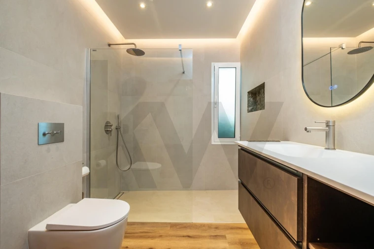 Moradia T3 para Venda em Paul do Mar Foto 20