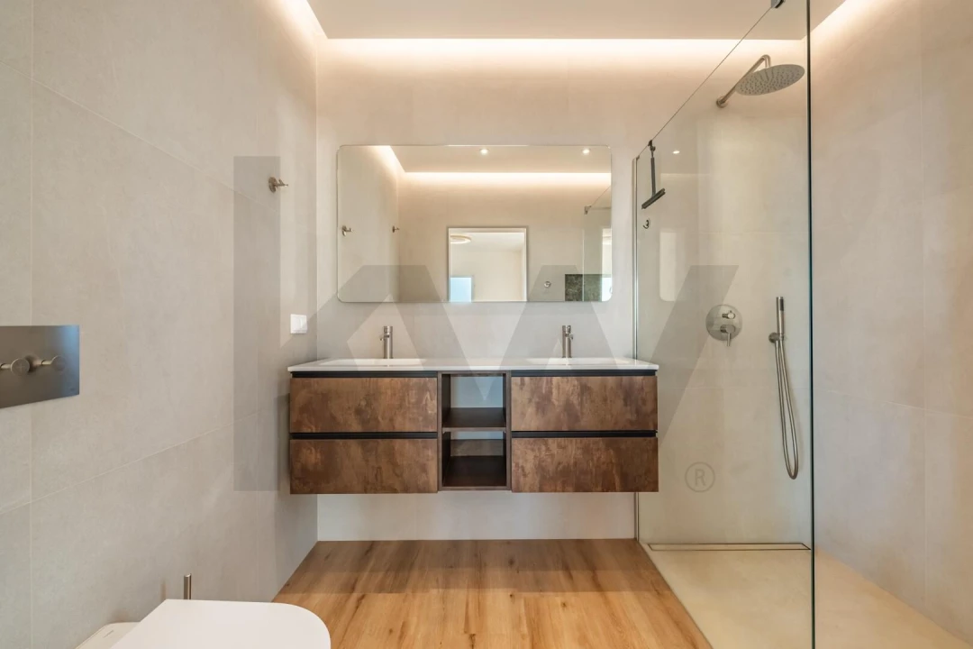 Moradia T3 para Venda em Paul do Mar Foto 18