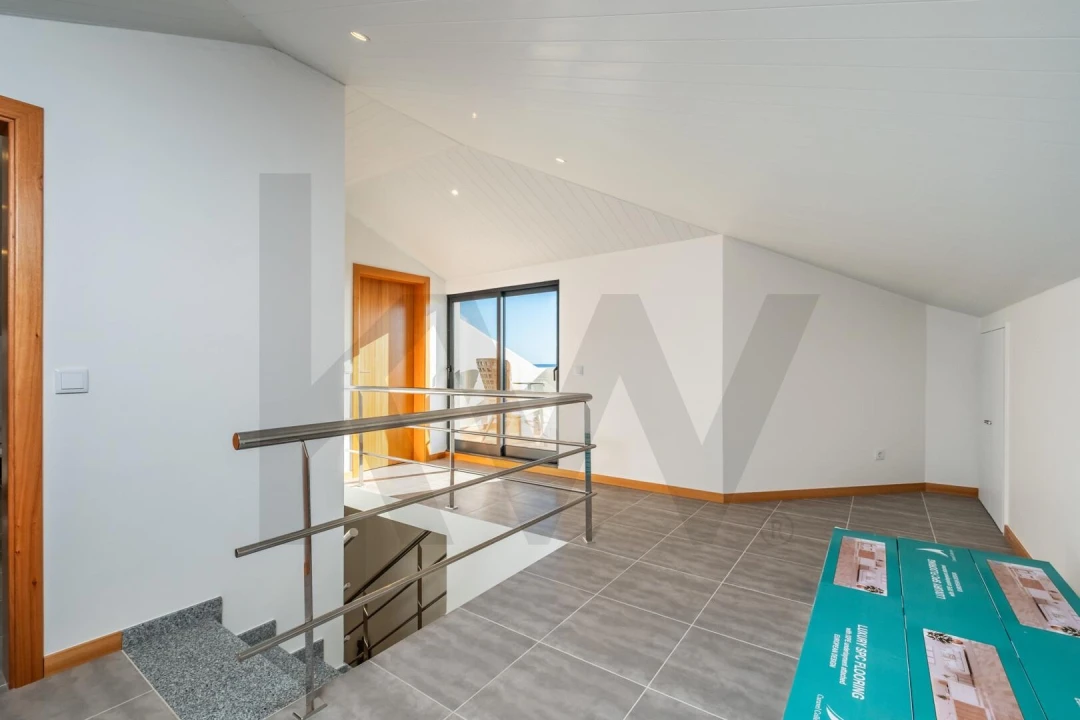 Moradia T3 para Venda em Paul do Mar Foto 23