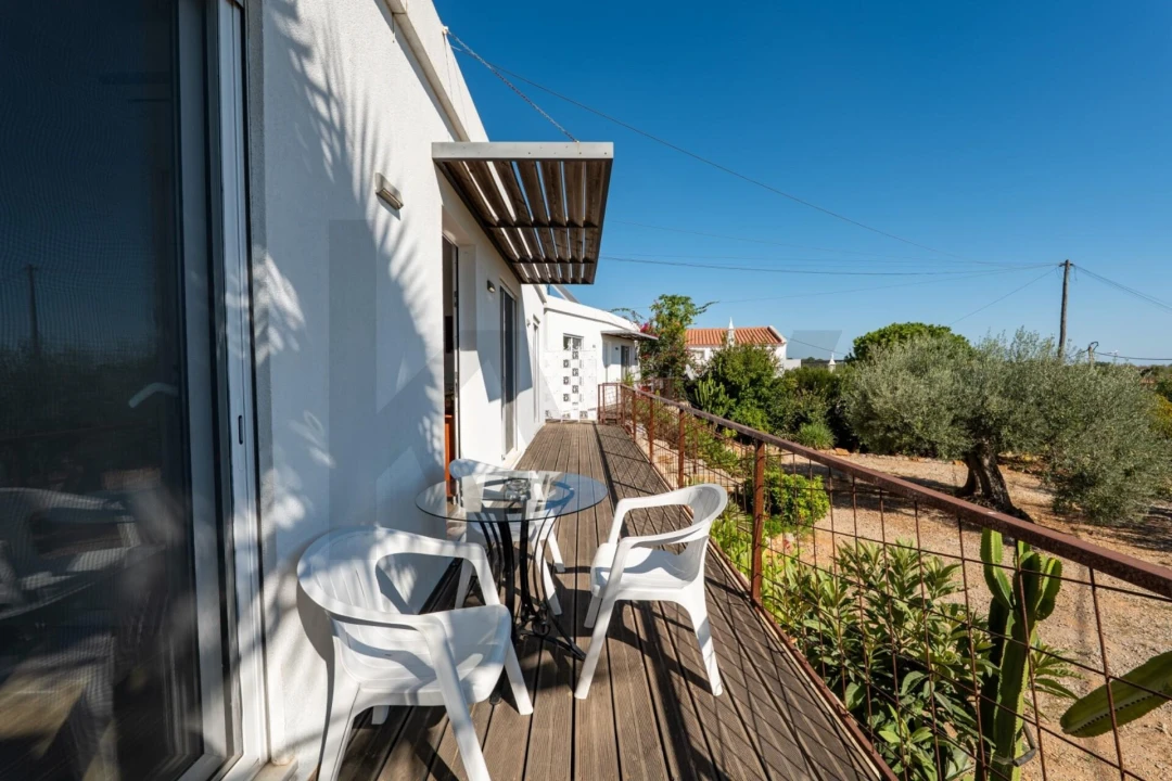 Quinta T3 para Venda em Quelfes Foto 52