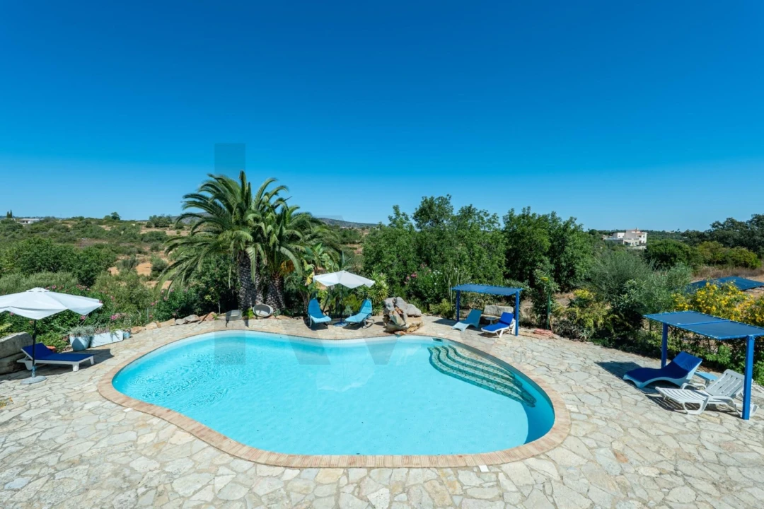 Quinta T3 para Venda em Quelfes Foto 9