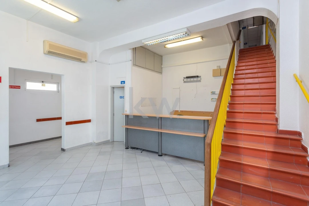 Escritório para Venda em Vila Franca de Xira Foto 2