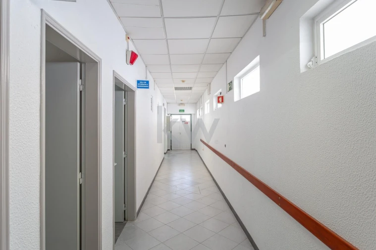 Escritório para Venda em Vila Franca de Xira Foto 7