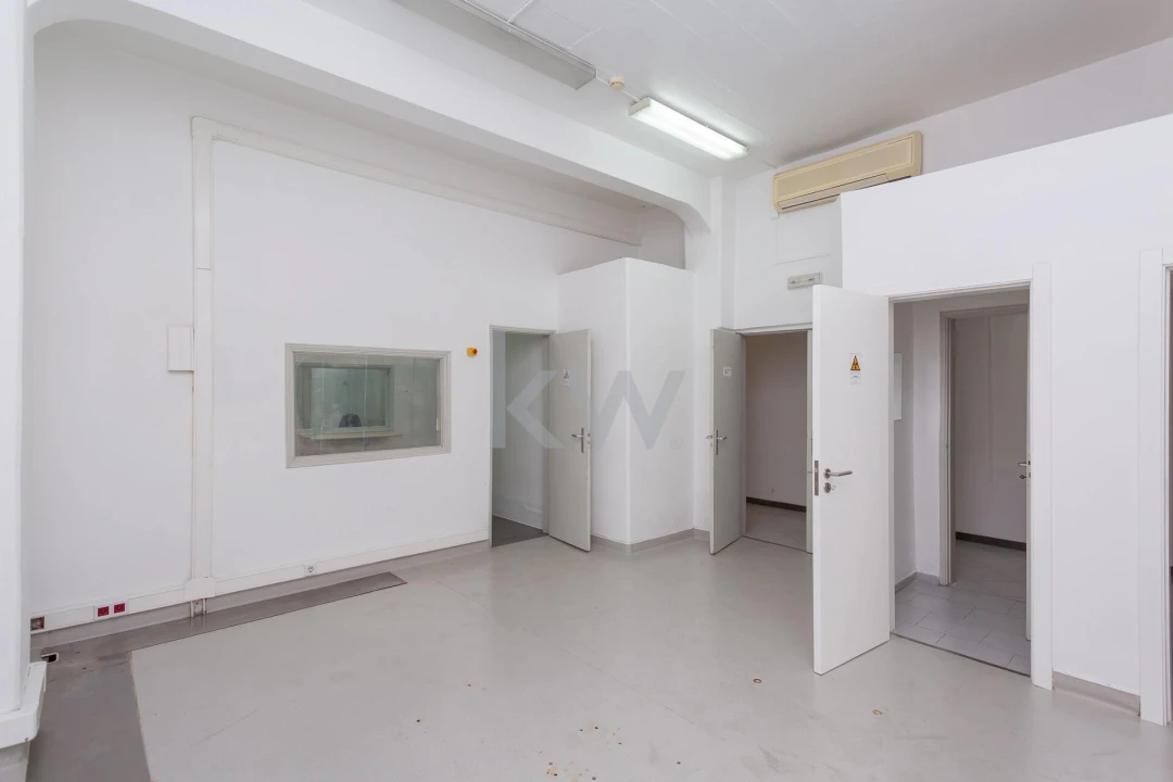 Escritório para Venda em Vila Franca de Xira Foto 17