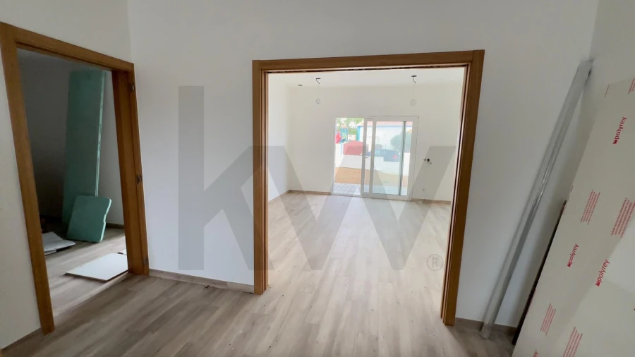 Moradia T3 para Venda em Santa Maria e São Miguel, São Martinho, São Pedro Penaferrim Foto 10