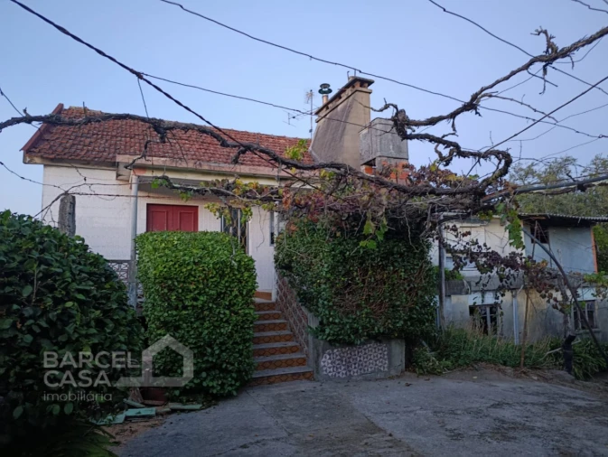 Moradia T4 para Venda em Alheira e Igreja Nova