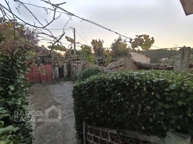 Moradia T4 para Venda em Alheira e Igreja Nova Foto 2