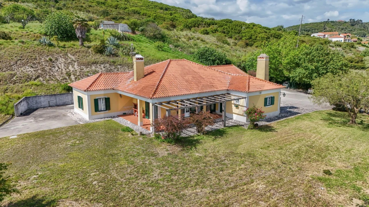 Moradia T4 para Venda em Arruda dos Vinhos Foto 5