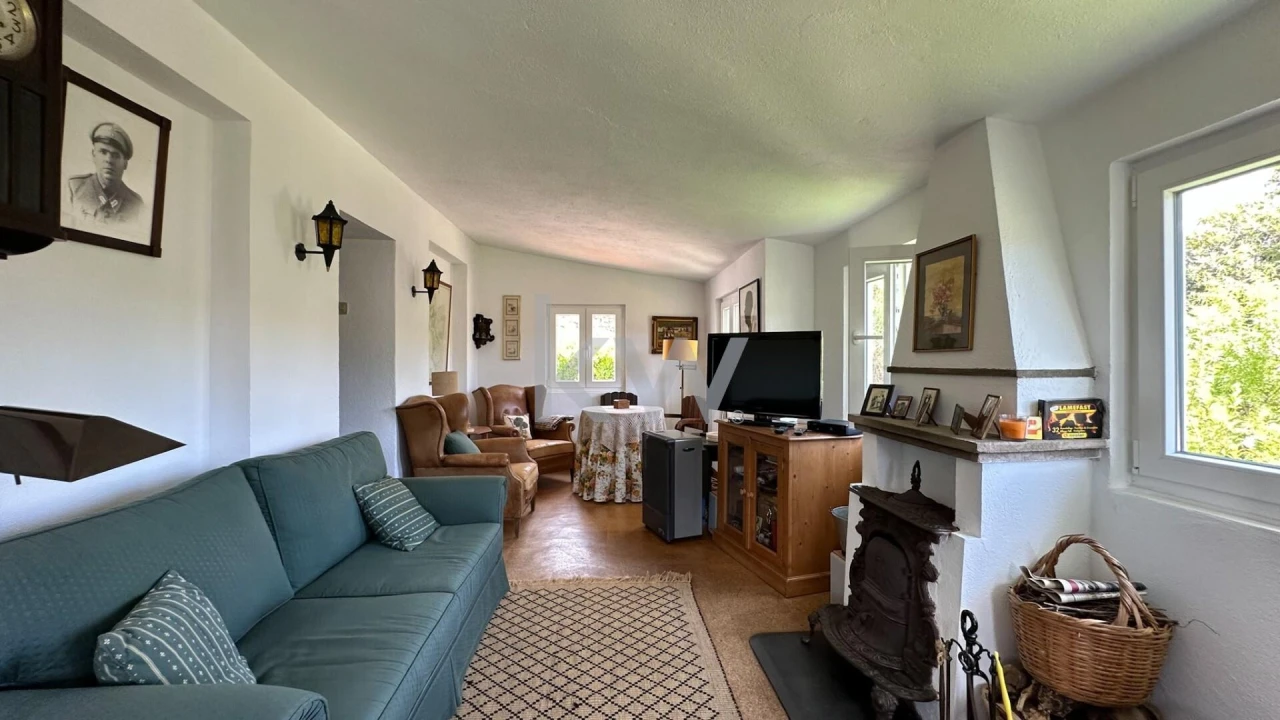 Moradia T7 para Venda em Santiago Maior Foto 11