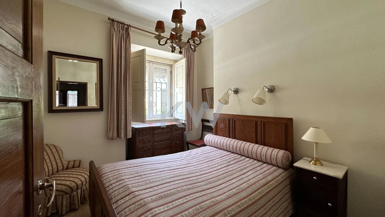 Moradia T7 para Venda em Santiago Maior Foto 13