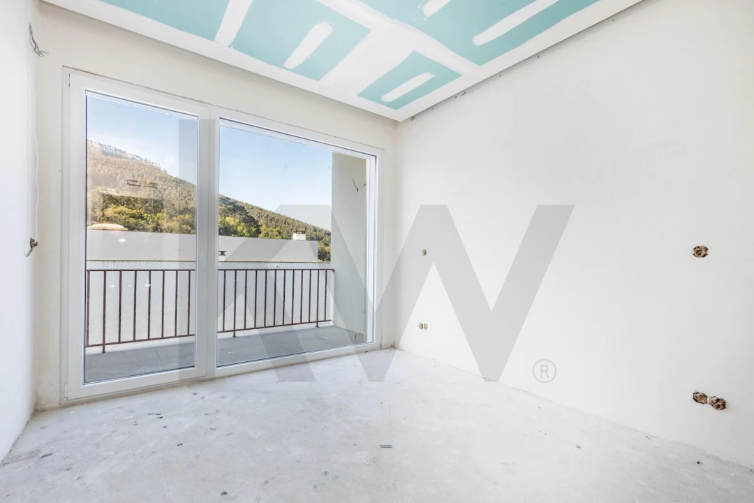 Moradia T4 para Venda em Lousa Foto 23