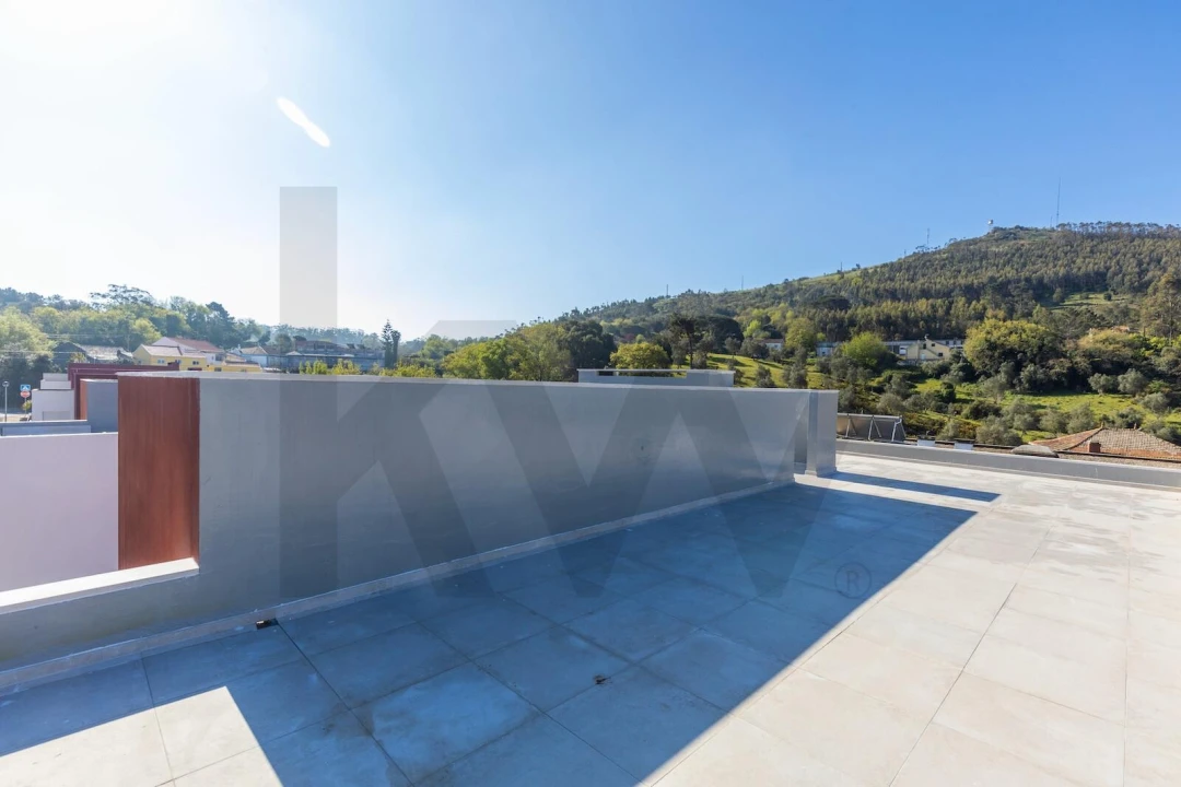 Moradia T4 para Venda em Lousa Foto 44