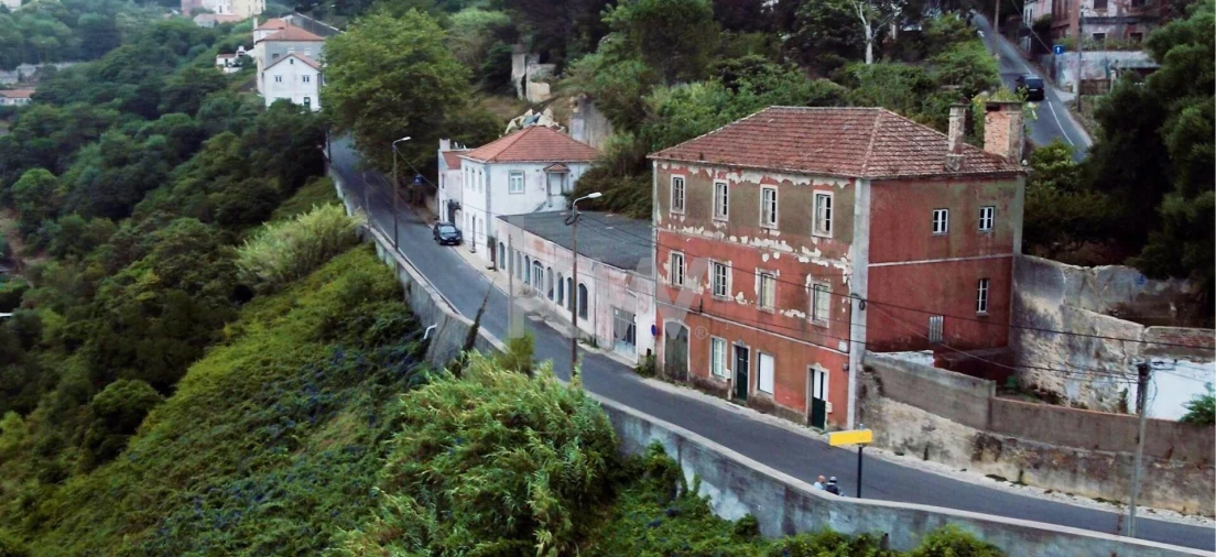 Prédio para Venda em Agualva e Mira-Sintra Foto 1
