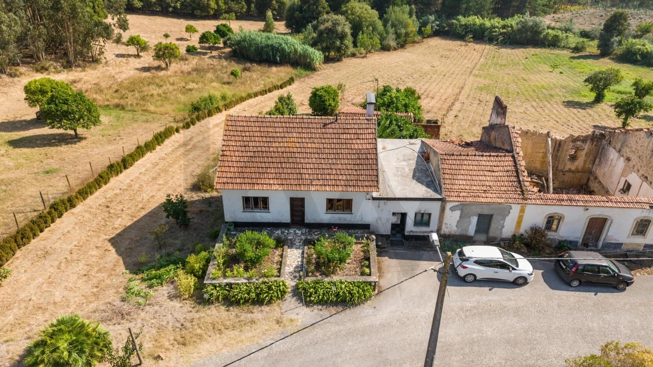 Moradia T3 para Venda em Samuel Foto 19