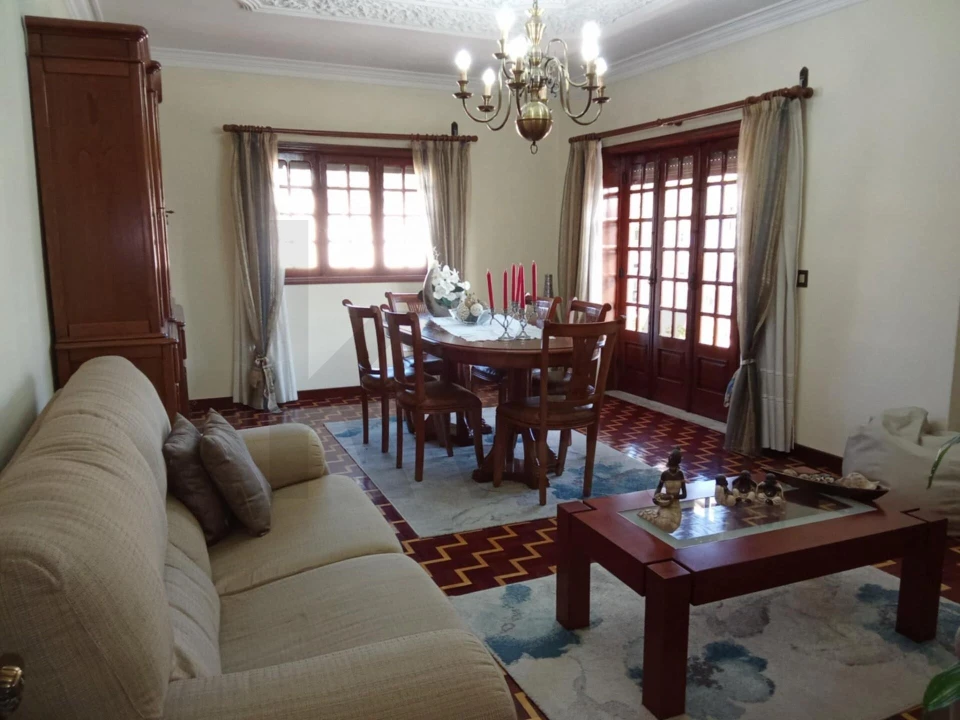 Moradia T5 para Venda em O. Azeméis, Riba-Ul, Ul, Macinhata Seixa, Madail Foto 6