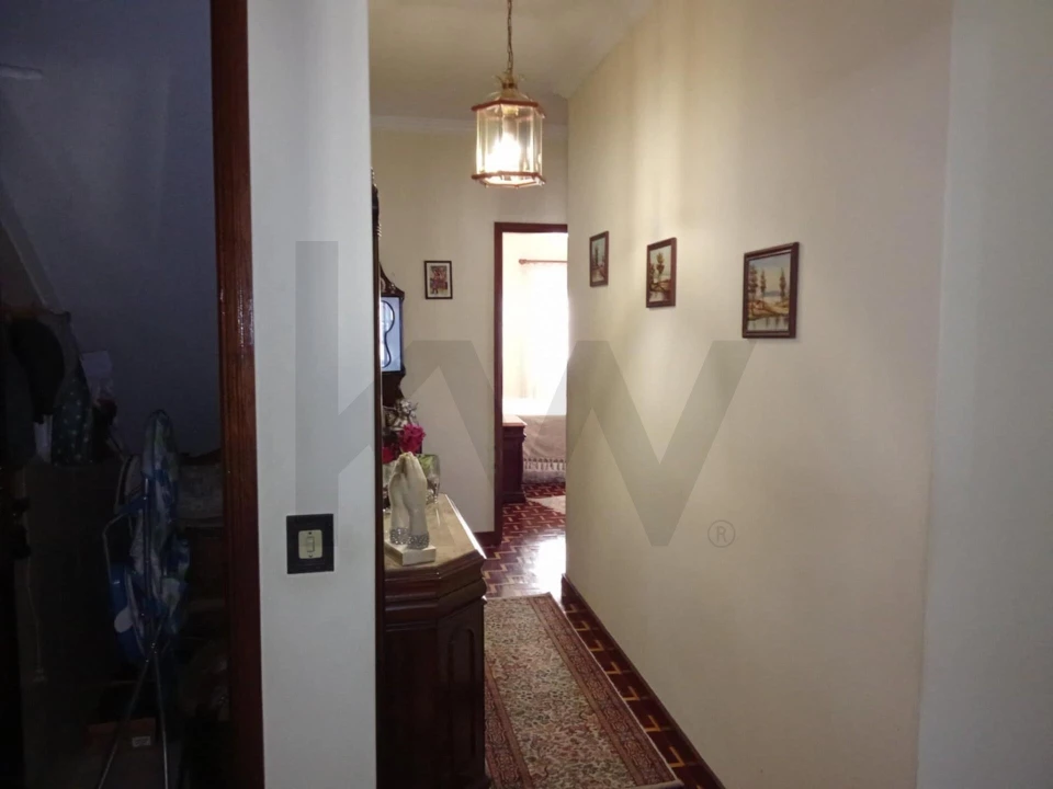 Moradia T5 para Venda em O. Azeméis, Riba-Ul, Ul, Macinhata Seixa, Madail Foto 12