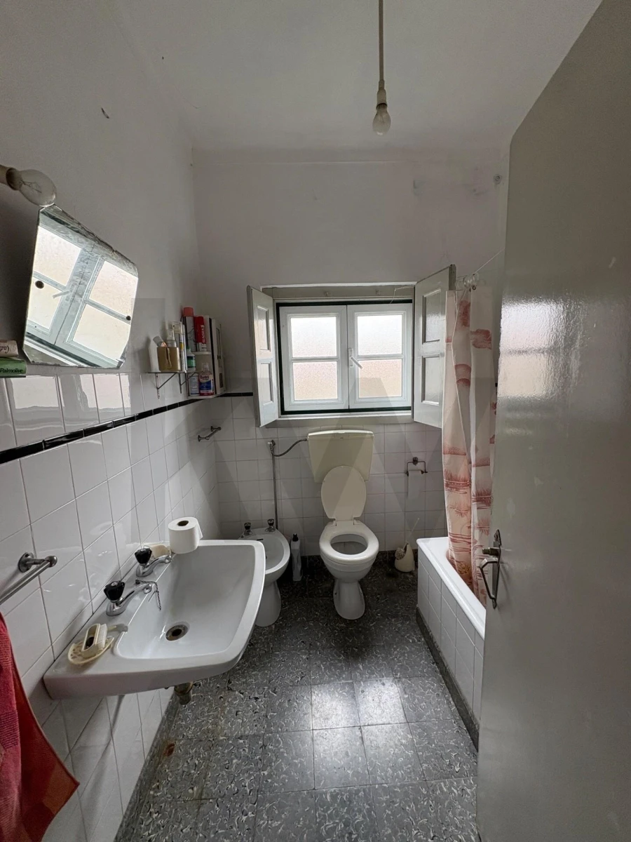 Moradia T7 para Venda em Mouriscas Foto 12