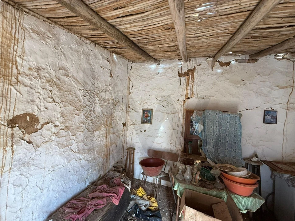 Moradia T2 para Venda em Martim Longo Foto 8