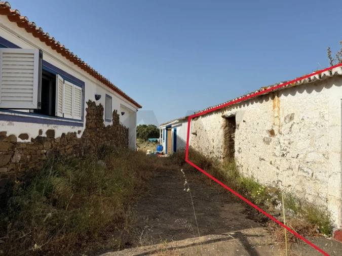 Moradia T2 para Venda em Martim Longo Foto 20