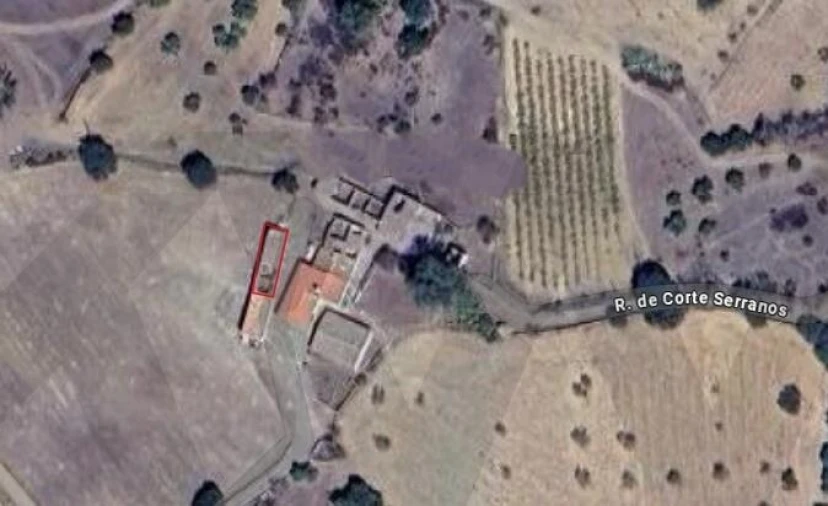 Moradia T2 para Venda em Martim Longo Foto 27