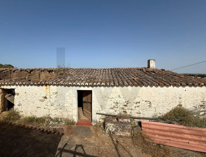 Moradia T2 para Venda em Martim Longo