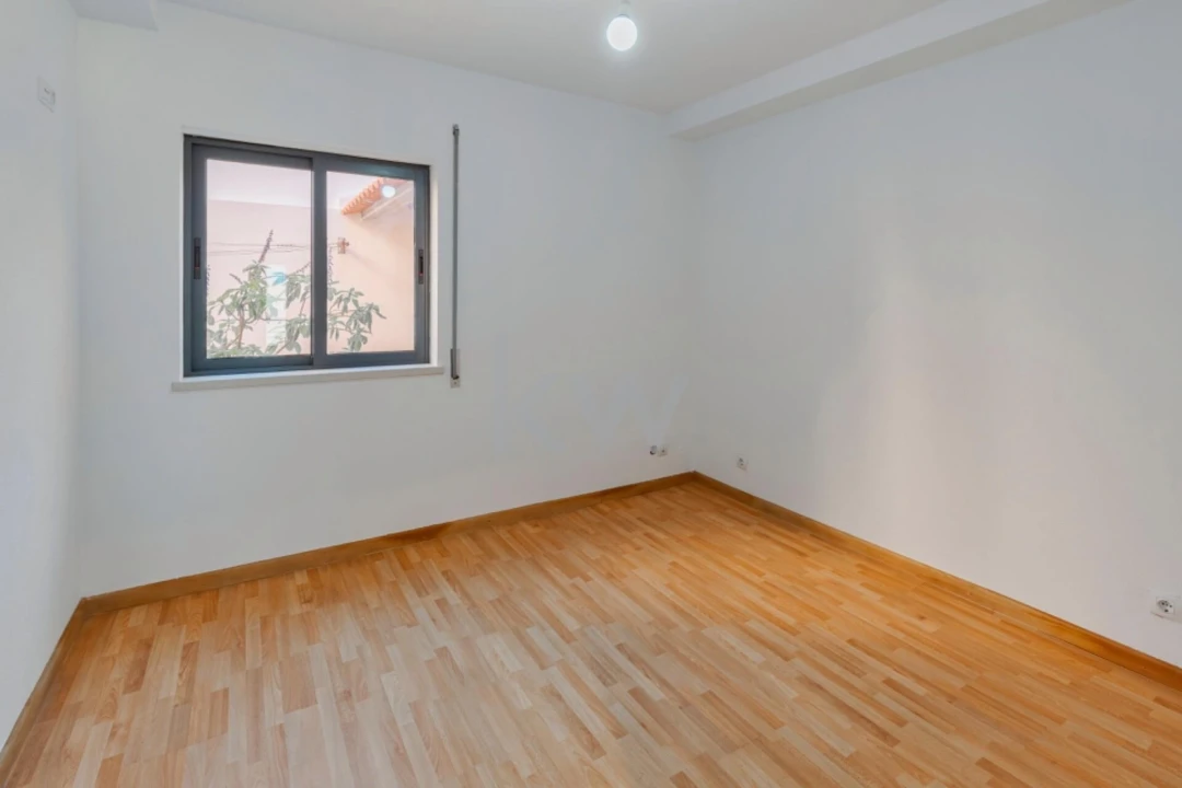 Moradia T5 para Venda em Santo Andre Foto 10