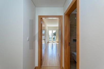 Apartamento T3 para Venda em Carcavelos e Parede
