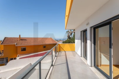 Apartamento T3 para Venda em Carcavelos e Parede