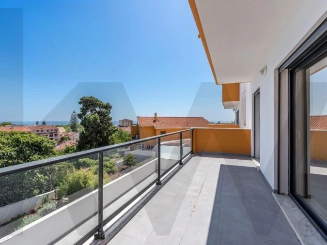 Apartamento T3 para Venda em Carcavelos e Parede Foto 3