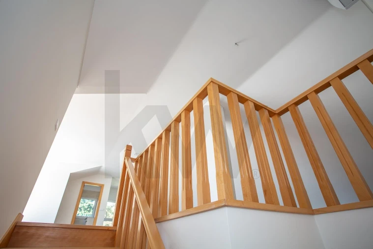 Apartamento T3 para Venda em Carcavelos e Parede Foto 40
