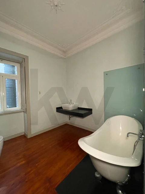 Apartamento T5 para Venda em Santo António