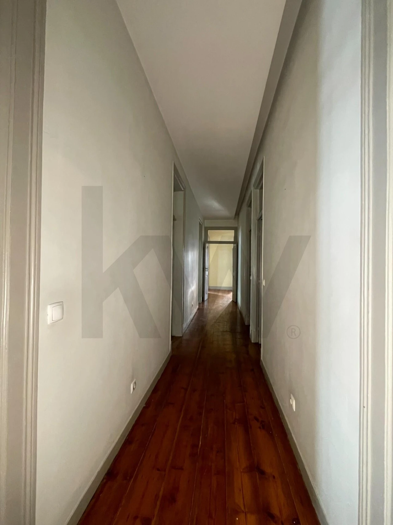 Apartamento T5 para Venda em Santo António Foto 30