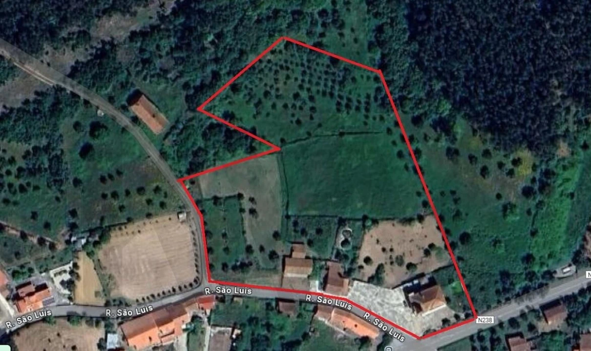 Moradia T5 para Venda em Casais e Alviobeira Foto 2