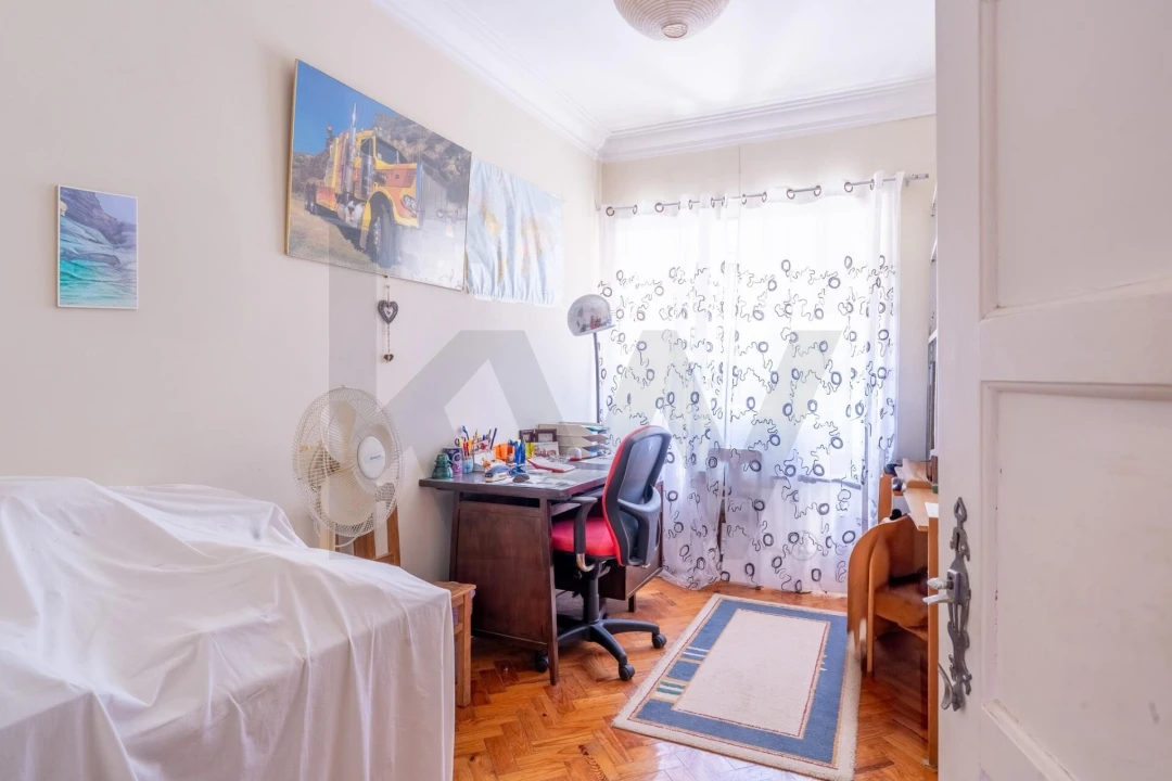 Moradia T5 para Venda em Casais e Alviobeira Foto 12